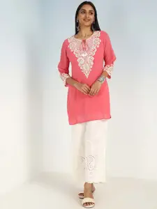 Lakshita Ethnic Motifs Yoke Design Thread Work Straight Kurta