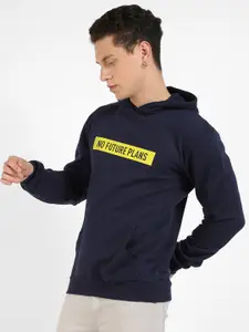 Campus Sutra Typography Printed Hooded Pure Cotton Pullover Sweatshirt