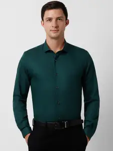 Peter England Opaque Slim Fit Formal Shirt