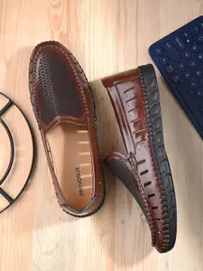Provogue Men Textured Shoe-Style Sandals