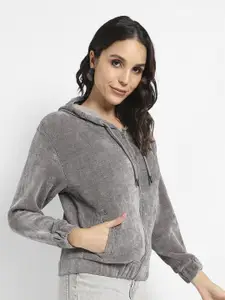 Campus Sutra Hooded Pullover Cotton Sweatshirt