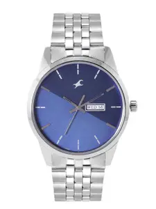 Fastrack Crest Men Bracelet Style Straps Analogue Watch 3277SM03