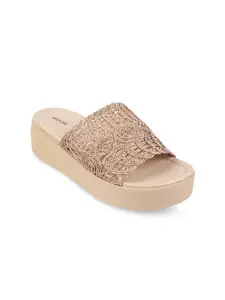 Mochi Textured Flatform Heels