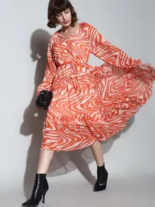 Vero Moda Abstract Printed Tie-Up Neck Puff Sleeve Tie-Up Tiered Fit & Flare Dress