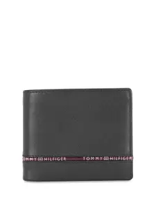 Tommy Hilfiger Men Textured Leather Two Fold Wallet