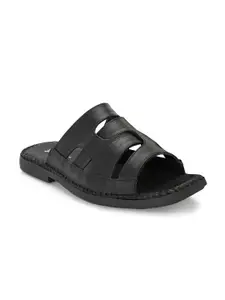 The Roadster Lifestyle Co. Men Black Textured Comfort Sandals