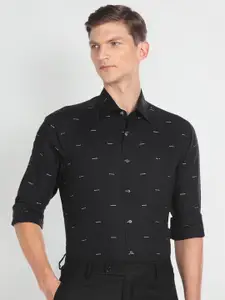 Arrow Slim Fit Self Design Pure Cotton Formal Shirt