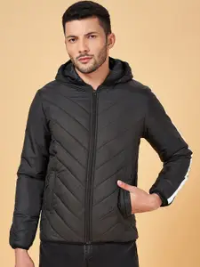 YU by Pantaloons Hooded Puffer Jacket With Zip Detail