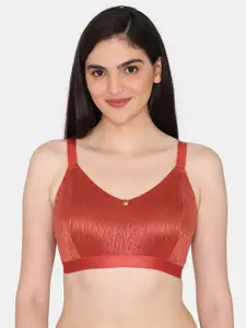 Zivame Abstract Self Design Underwired Non-Padded T-shirt Bra With All Day Comfort
