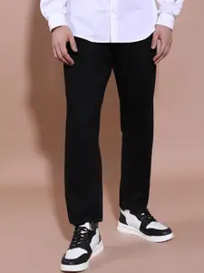 HIGHLANDER Men Clean Look Mid-Rise Relaxed Fit Cotton Jeans