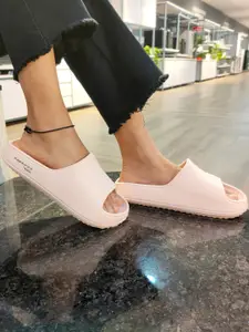 Action Plus Women Rubber Sliders