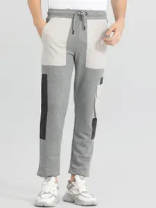 Snitch Men Colourblocked Relaxed-Fit Track Pants