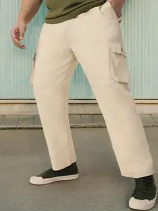 Urbano Plus Men Mid-Rise Cotton Cargos