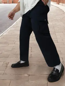 Urbano Plus Men Mid-Rise Cotton Cargos