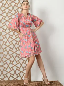 DressBerry Abstract Printed Flared Sleeves Fit & Flare Dress