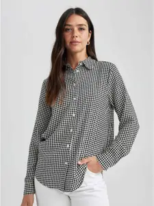 DeFacto Geometric Printed Spread Collar Casual Shirt