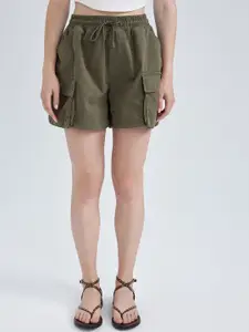 DeFacto Women Mid-Rise Pocket Cotton Shorts