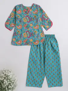 The Magic Wand Girls Floral Printed Pure Cotton Night suit