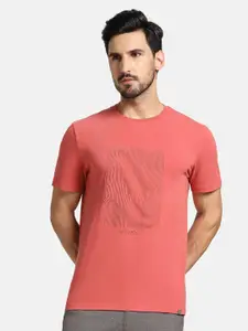 Blackberrys Abstract Printed Cotton Slim Fit T-shirt
