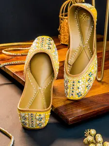 House of Pataudi Square Toe Ethnic Embellished Velvet Mojaris