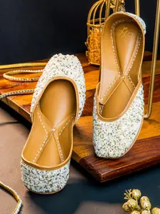 House of Pataudi Square Toe Ethnic Embellished Fabric Mojaris