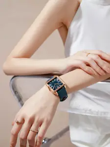 GIORDANO Women Leather Textured Straps Analogue Watch GZ-60080-01