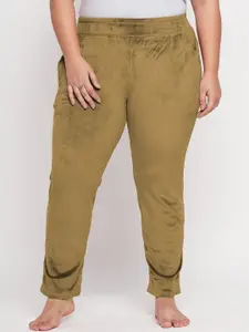 Camey Plus Size Mid-Rise Velour Lounge Pants