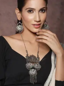 Priyaasi Silver-Plated Necklace and Earrings