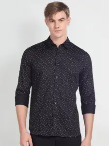 Flying Machine Men Black Slim Fit Opaque Printed Casual Shirt
