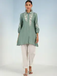 Lakshita Floral Embroidered Shirt-Collar Kurti