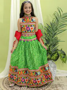 BownBee Girls Halter Neck Ready to Wear Lehenga & Blouse With Dupatta