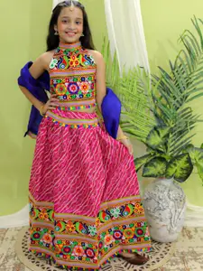 BownBee Girls Halter Neck Ready to Wear Lehenga & Blouse With Dupatta