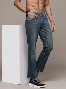 The Roadster Life Co. Men Bootcut Light Fade Stretchable Jeans