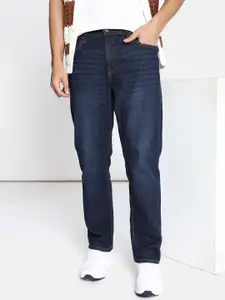 The Roadster Life Co. Men Straight Fit Light Fade Jeans