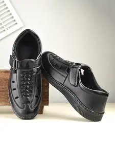 Rising Wolf Men Fisherman Sandals