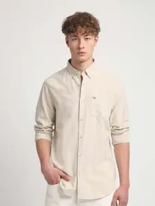 THE BEAR HOUSE Slim Fit Button Down Collar Chest Pocket Casual Shirt
