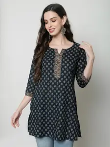 KALINI Floral Printed Pure Cotton Kurti