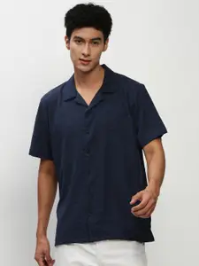 SHOWOFF Premium Boxy Striped Cuban Collar Seersucker Weave Casual Shirt