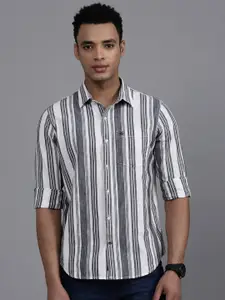 WROGN Vertical Striped Custom Fit Denim Weave Cotton Casual Shirt