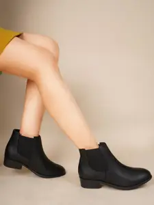 SHUZ TOUCH Women Block-Heeled Mid-Top Chelsea Boots