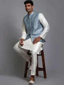 VASTRAMAY Mandarin Collar Regular Kurta with Trousers And Embellished Nehru Jacket