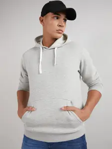 Campus Sutra Hooded Cotton Pullover Sweatshirt