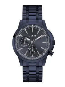GUESS Men Water Resistance Stainless Steel Analogue Watch GW0490G4