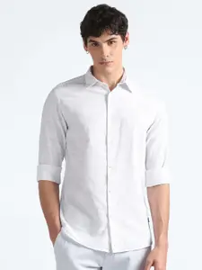 Flying Machine Geometric Printed Opaque Regular Fit Cotton Casual Shirt