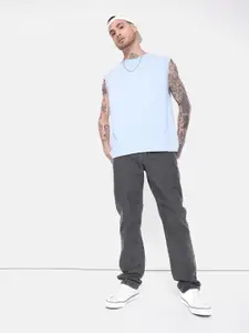 The Roadster Life Co. Men Slim Fit Light Fade Stretchable Mid-Rise Jeans