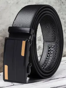 Roadster Men Textured Belt