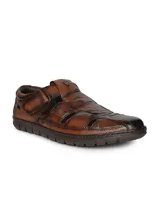 Buckaroo Men Textured Leather Shoe-Style Sandals