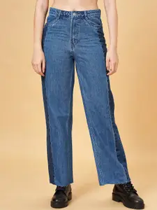 SF JEANS by Pantaloons Women Clean Look Mid-Rise Straight Fit Cotton Jeans