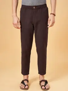 7 Alt by Pantaloons Men Self Design Mid-Rise Cotton Trousers
