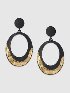 Globus Oval Drop Earrings
